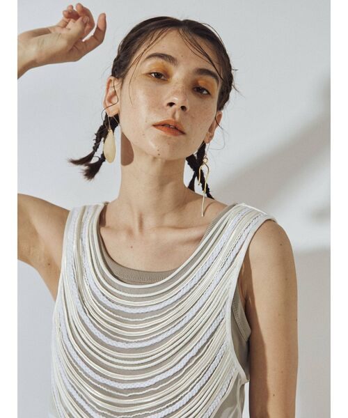 UN3D.（アンスリード）の「コードデザインショートタンクトップ