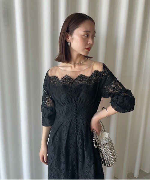 Ameri（アメリ）の「OFF SHOULDER LACE LIKE ROMPERS（サロペット