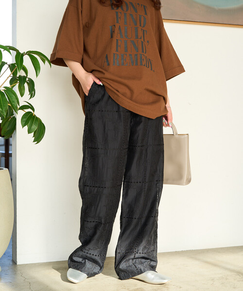 限定展開 パッチワーク風 総刺繍 ルーズパンツ(セットアップ対応