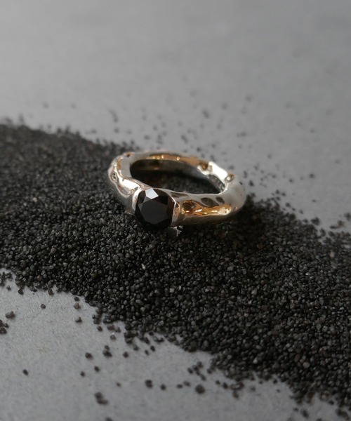 e.m.（イーエム）の「SILVER925ブラックジルコニアリング/メンズ