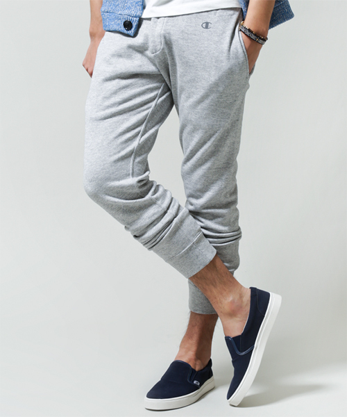 NANO universe（ナノユニバース）の「チャンピオン別注スウェット