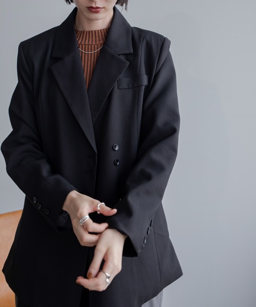 VACANCY（ヴァカンシー）の「ダブルボタンラウンドポケットジャケット