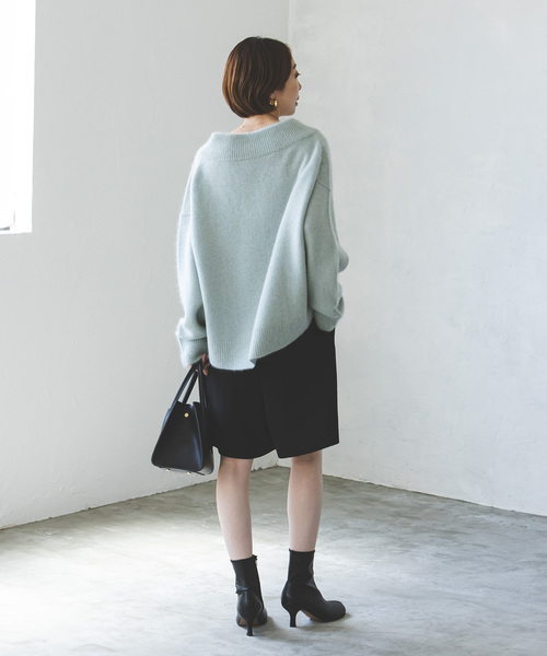 YAKワイドVネックニットサックスブルー