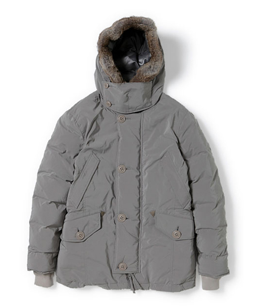 nonnative（ノンネイティブ）の「nonnative - EXPLORER HOODED DOWN