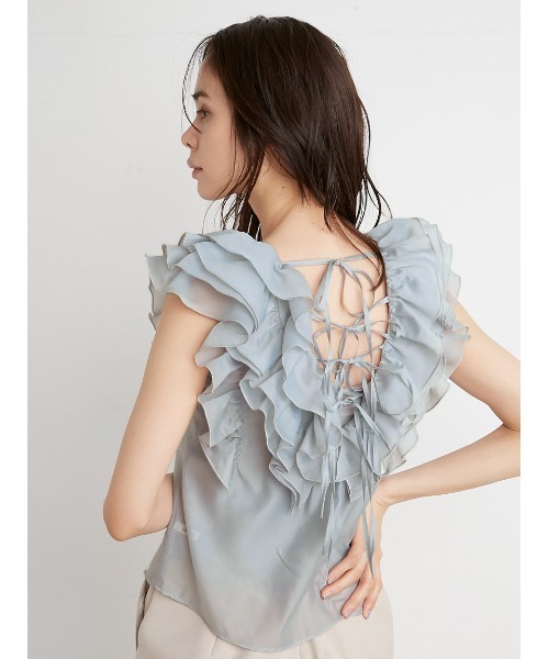 SNIDEL（スナイデル）の「バックデザインフリルブラウス（シャツ