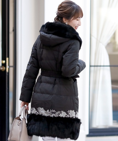 ラビットファーフードロングダウンコートキルティング素材（ダウン