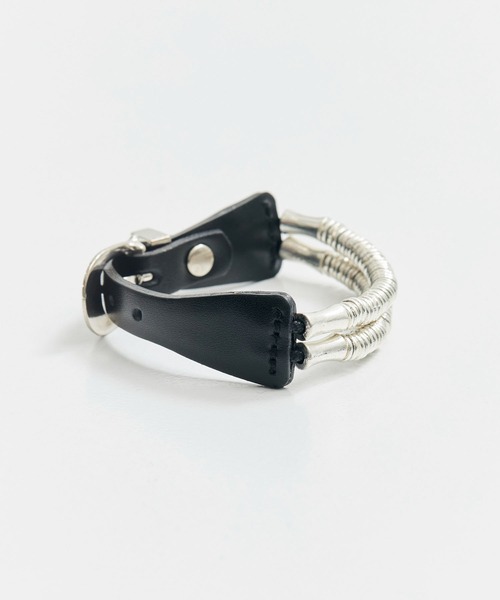 TOGA（トーガ）の「【TOGA TOO/トーガトゥ】Beads leather bangle