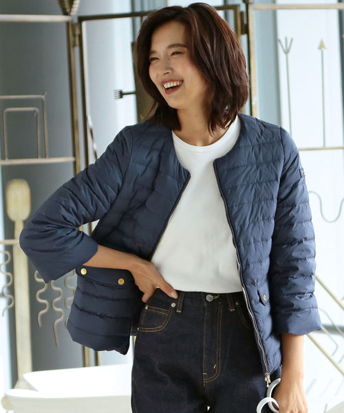 TATRAS / 別注 ACACIA ノーカラーライトダウンジャケット（ダウン