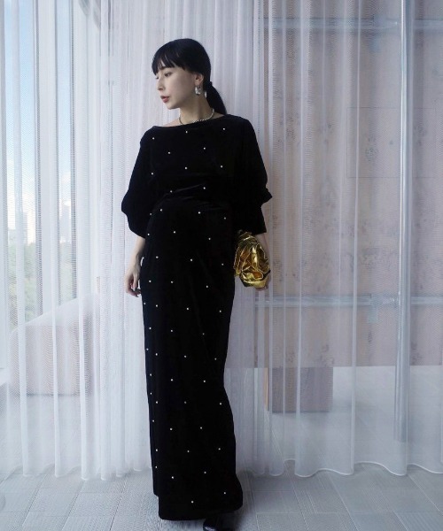 BACK OPEN PEARL VELOUR DRESS（ドレス）｜Ameri（アメリ）の