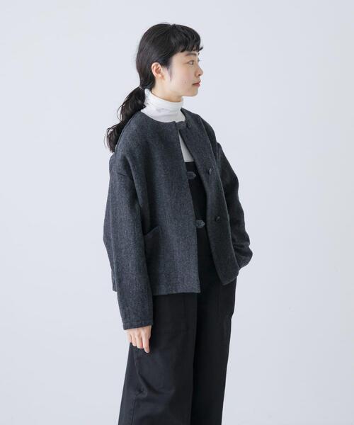 かぐれ（カグレ）の「ウールクルーネックジャケット（ノーカラー
