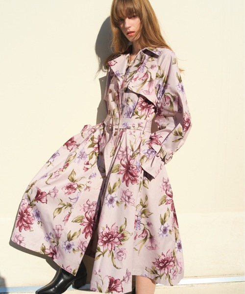 SNIDEL（スナイデル）の「フラワードレストレンチコート（トレンチ