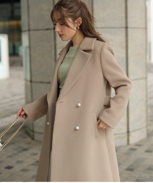 Apuweiser-riche（アプワイザーリッシェ）の「パール釦バックフレア