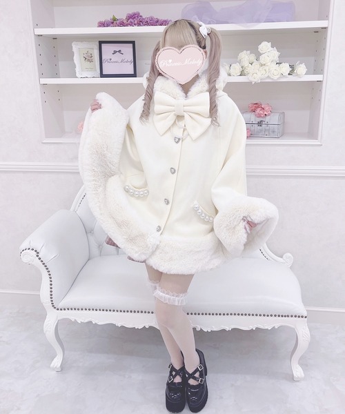 MA*RS（アメーバーマーズ）の「リボン付きボリュームファーフード