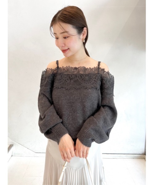 SNIDEL（スナイデル）の「レーストリミングニットプルオーバー（ニット