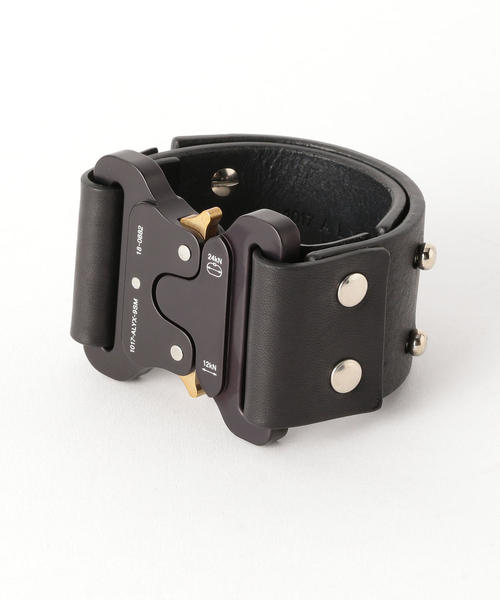 1017 ALYX 9SM（アリクス）の「＜1017 ALYX 9SM＞ BUCKLE CUFF