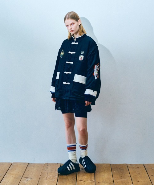 RNA（アールエヌエー）の「J2121 チャイナスカジャン（ブルゾン）」 - WEAR