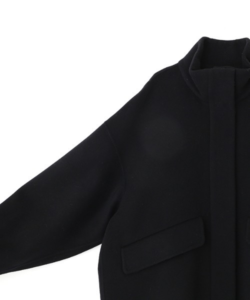 ETRE TOKYO（エトレトウキョウ）の「フーディストールリバーショート