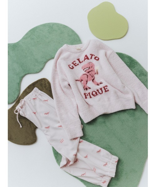 gelato pique（ジェラートピケ）の「ダイナソージャガードプルオーバー