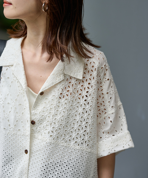 FRAMeWORK（フレームワーク）の「カットワーク刺繍半袖シャツ（シャツ