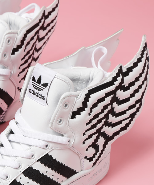 adidas Originals by JEREMY SCOTT（アディダスオリジナルスバイ