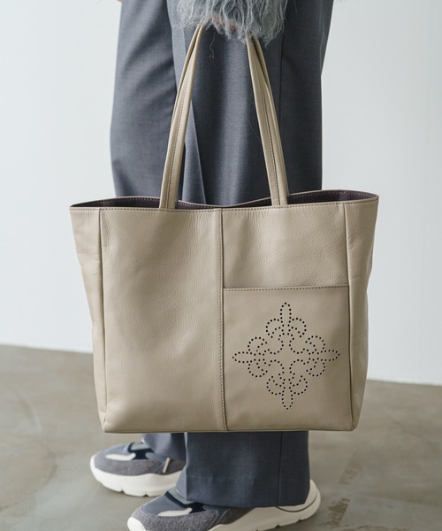 russet（ラシット）の「【A4対応・軽量】ソフトレザートートバッグ（CE