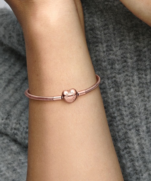 Pandora Moments ハート クラスプ スネーク チェーン ブレスレット