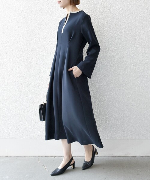 SHIPS any: ダブルクロス ウエスト タック Aライン ワンピース ［NAVY
