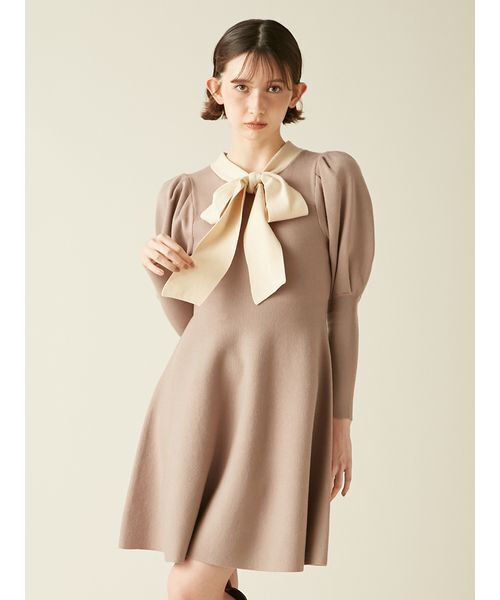 LILY BROWN（リリーブラウン）の「ボウタイリボンニットワンピース