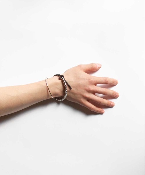 TOGA VIRILIS（トーガ ビリリース）の「TOGA VIRILIS METAL BANGLE SET