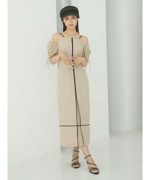 LILY BROWN（リリーブラウン）の「パフスリーブラインワンピース