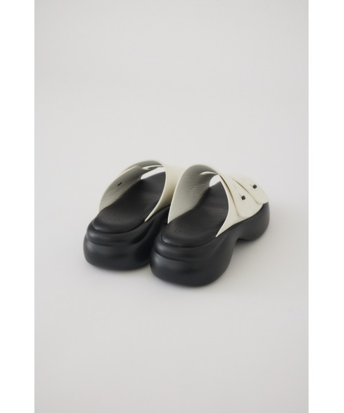 RIM.ARK（リムアーク）の「Volume sole sandal（サンダル）」 - WEAR