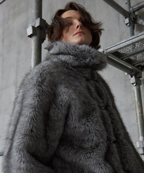 Spielio（シュピーリオ）の「【Spielio】Metal bit faux fur jacket