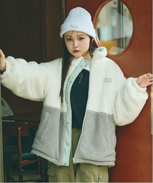 セール】リバーシブルボアブルゾン（ブルゾン）｜LOVETOXIC