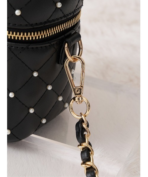 ゴールドパーツ】キルティングパールスクエアミニバッグ（ショルダー
