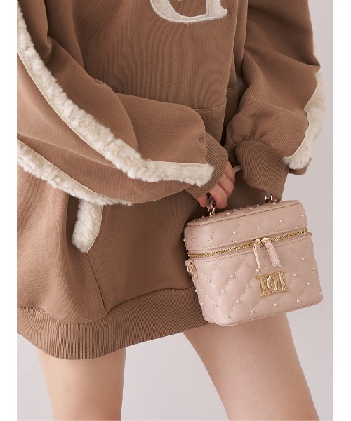 ゴールドパーツ】キルティングパールスクエアミニバッグ（ショルダー