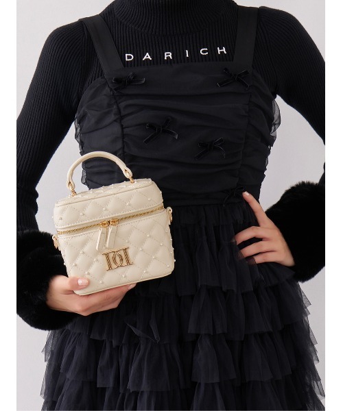 ゴールドパーツ】キルティングパールスクエアミニバッグ（ショルダー