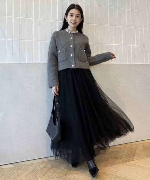 anuans（アニュアンス）の「シアーボリュームチュールスカート