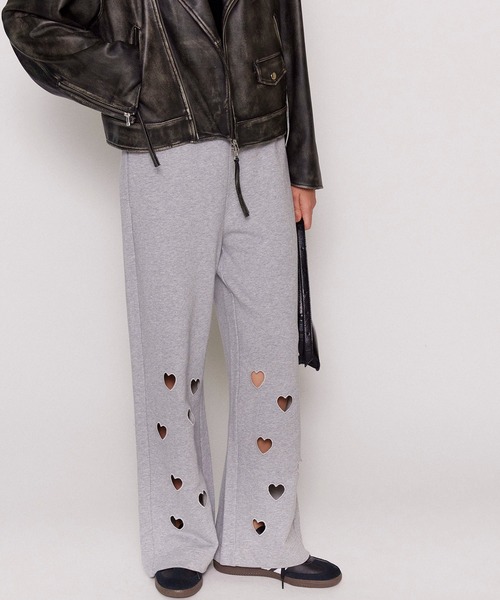 Many Heart Cutouts Sweatpants/メニーハートスウェットパンツ【MAISON