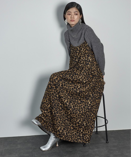 THE YOn（ザヨン）の「コルセットデザインジャガードフレアキャミ