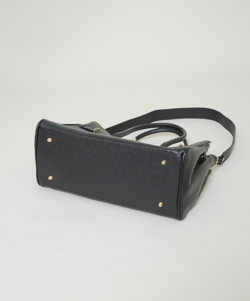 AULENTTI/レザーターンロックモチーフビッグトート（トートバッグ