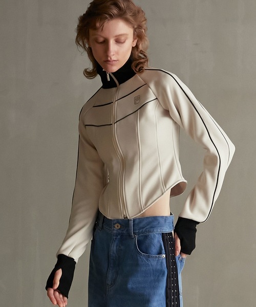 PRANK PROJECT（プランクプロジェクト）の「コルセットトラック