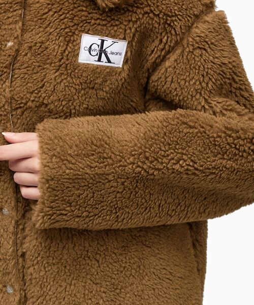 Calvin Klein（カルバン・クライン）の「ショート シェルパ ジャケット
