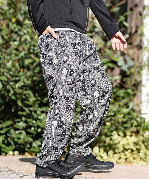 CAMBIO（カンビオ）の「mp10676-ペイズリー総柄テーパードパンツ