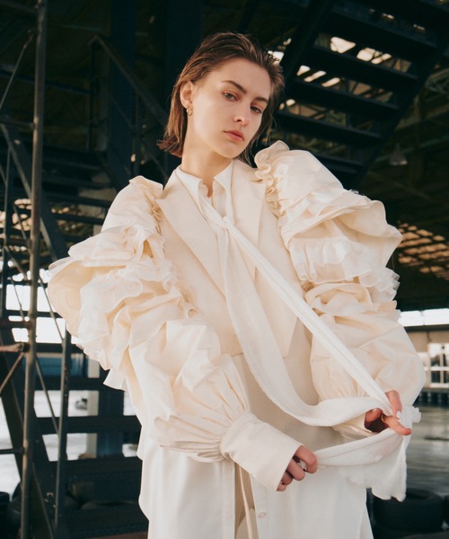 LA BELLE ETUDE（ラベルエチュード）の「2way sleeve design Jacket