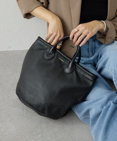 PAPILLONNER（パピヨネ）の「SEAU/バケツトートレザーバッグ/軽量/WEB