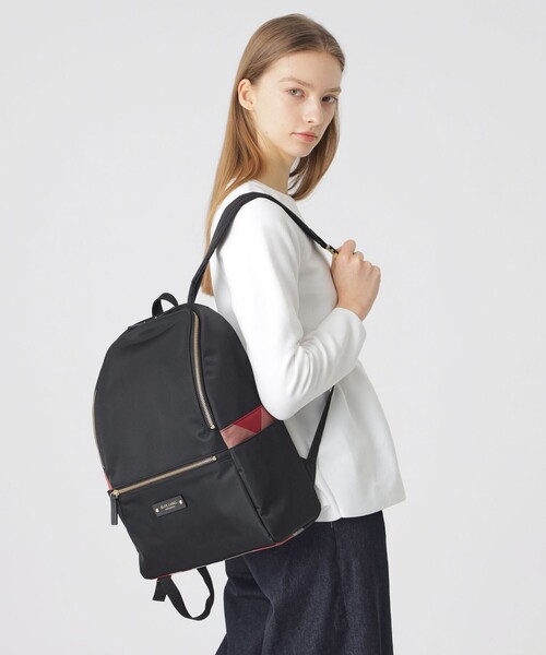 BLUE LABEL CRESTBRIDGE（ブルーレーベルクレストブリッジ）の