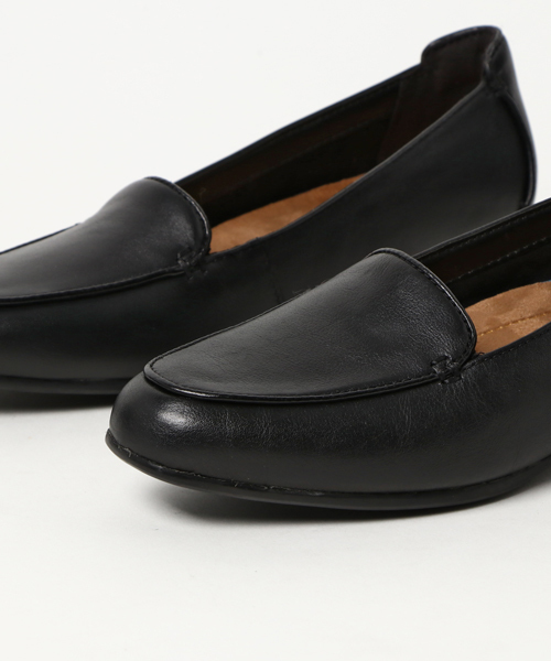 Keesha Luca / キーシャルカ (ブラックレザー)（ローファー）｜Clarks