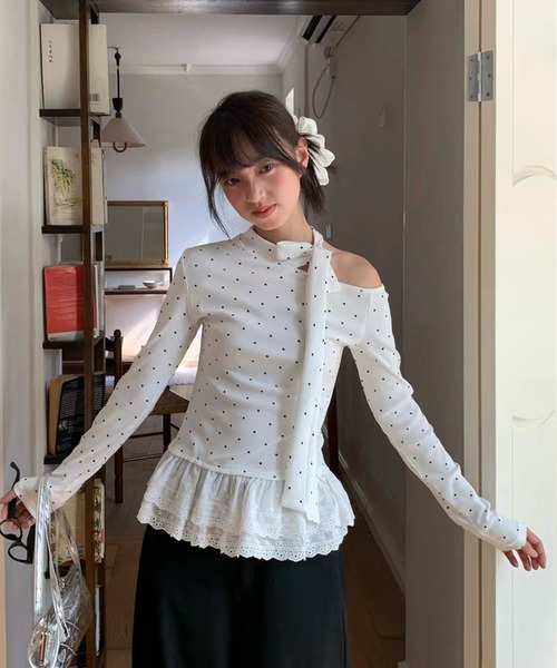 セール】ドット柄ストラップ付きオフショルダー長袖Tシャツ スイート