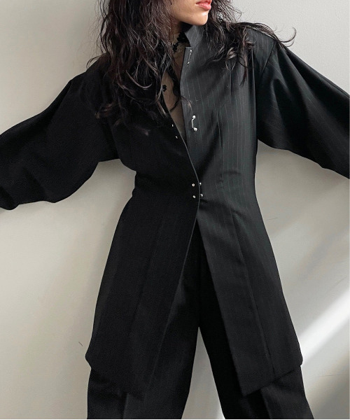 Ameri（アメリ）の「UND WAIST SHAPE SHIRT JACKET（その他アウター