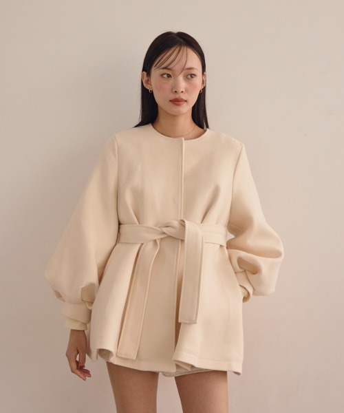 バルーンスリーブフレアコート（ノーカラージャケット）｜ACYM